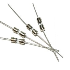 Предохранитель 3.6*10 5А с вывод.